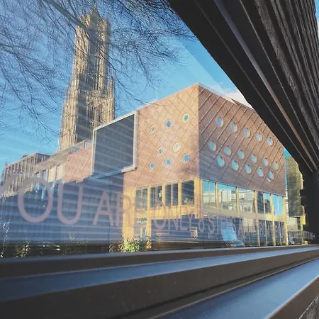 Apartahotel Home8 Studio's