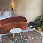 Home8 Studio's Apartmanhotel 3*