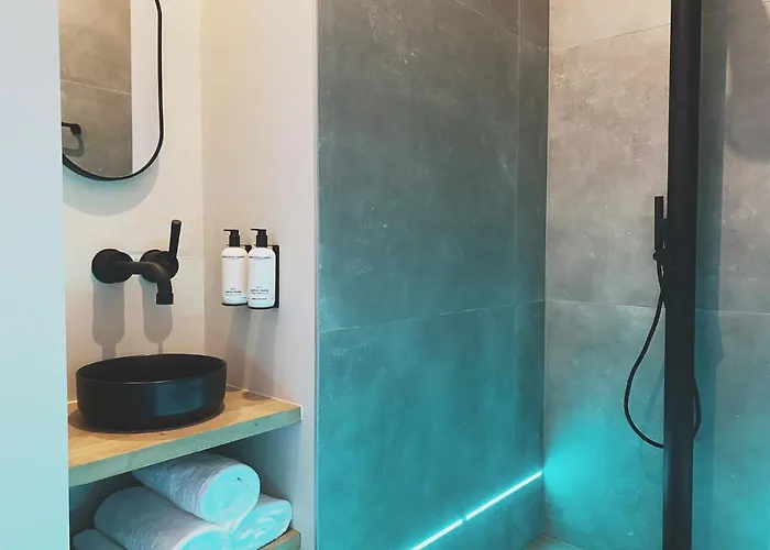 Aparthotel Home8 Studio’s 3*